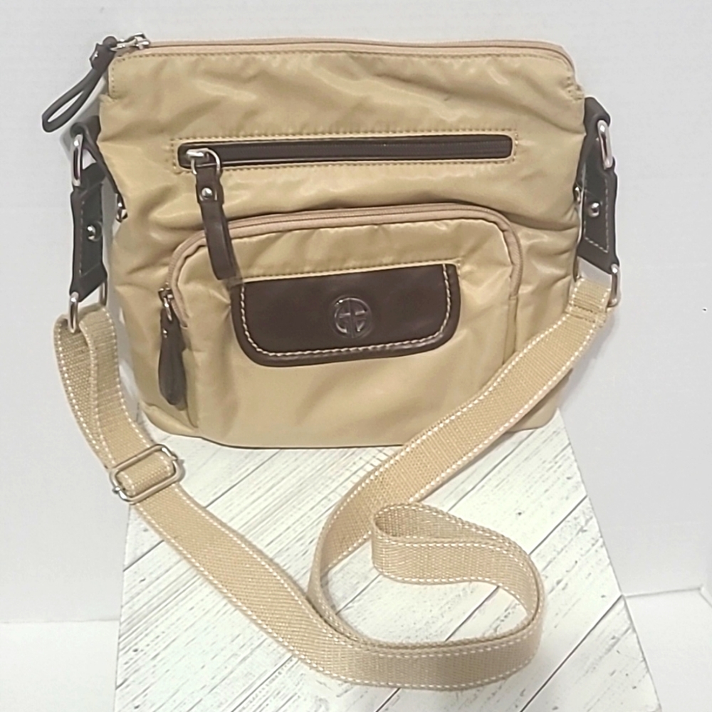 Giani bernini crossbody handbag